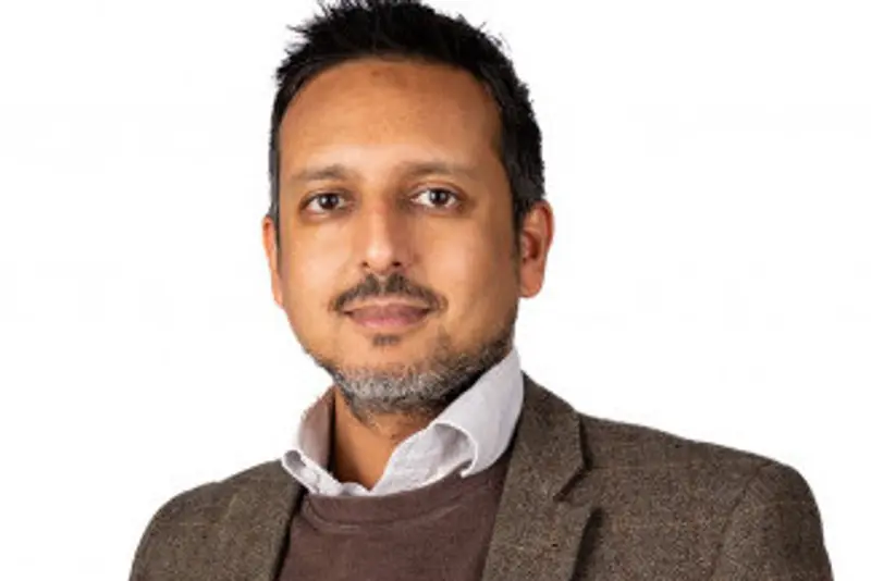 Dr Shahzad Alikhan